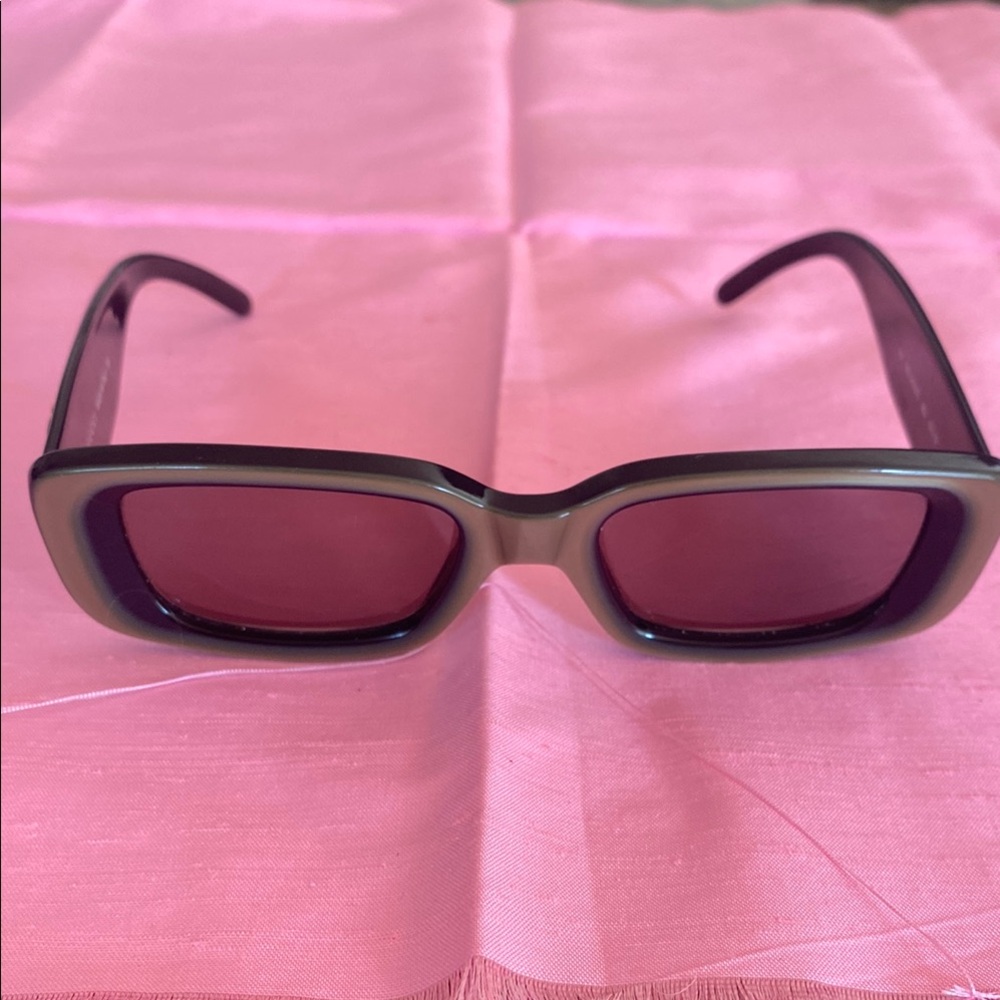 Gucci Black and Brown Rectangular Glasses